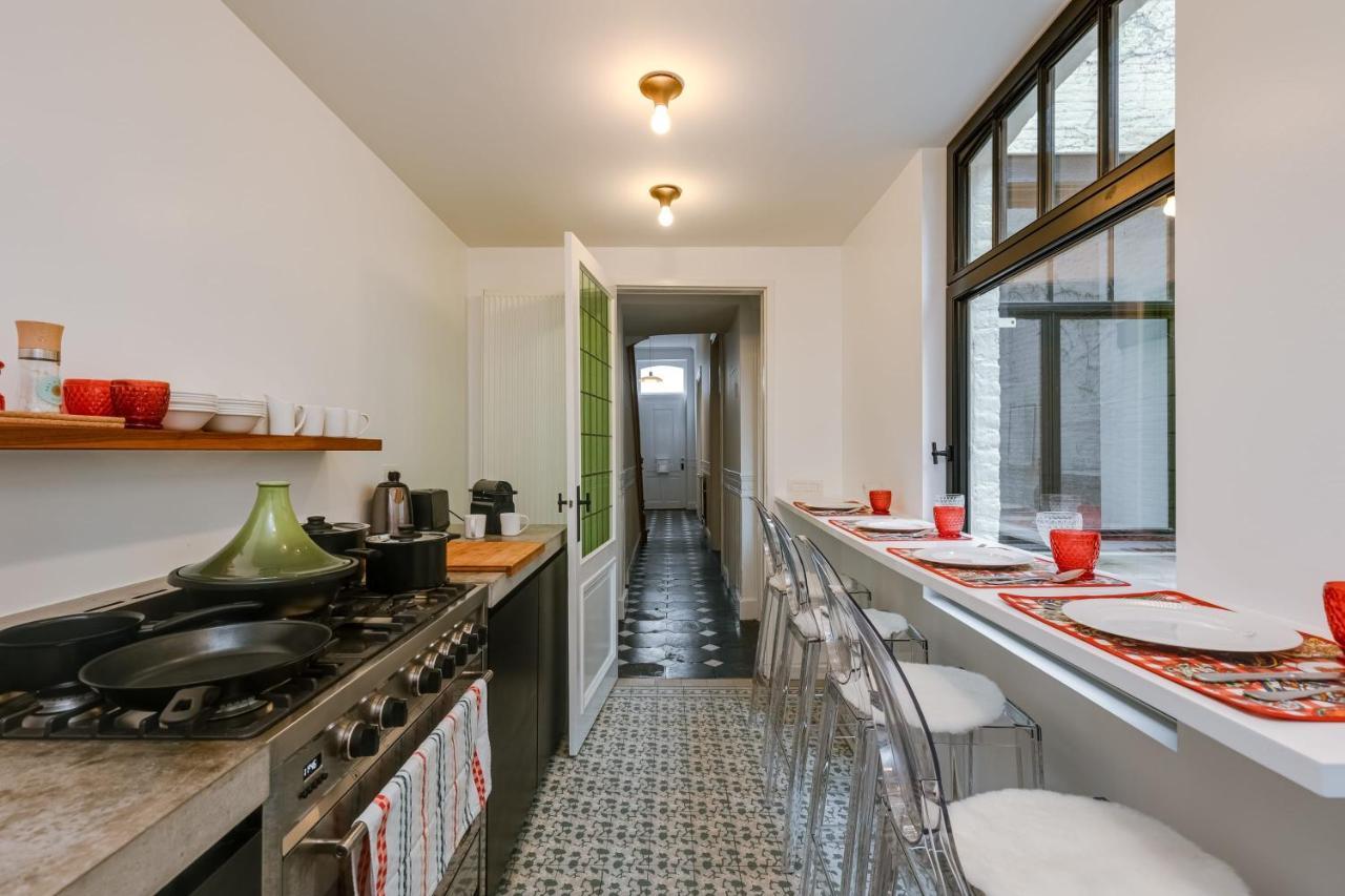 Beautiful Luxurious Mansion With Several Terraces Courtrai Extérieur photo