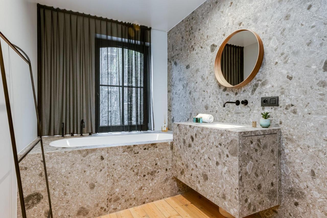 Beautiful Luxurious Mansion With Several Terraces Courtrai Extérieur photo